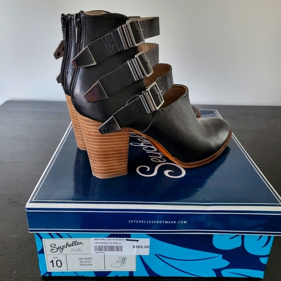 Seychelles Haywire Black Buckle Strap Ankle Booties - Picture 4 of 8